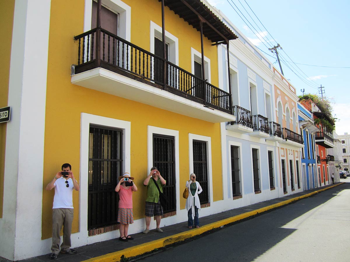 Travelers taking pictures in Old San Juan