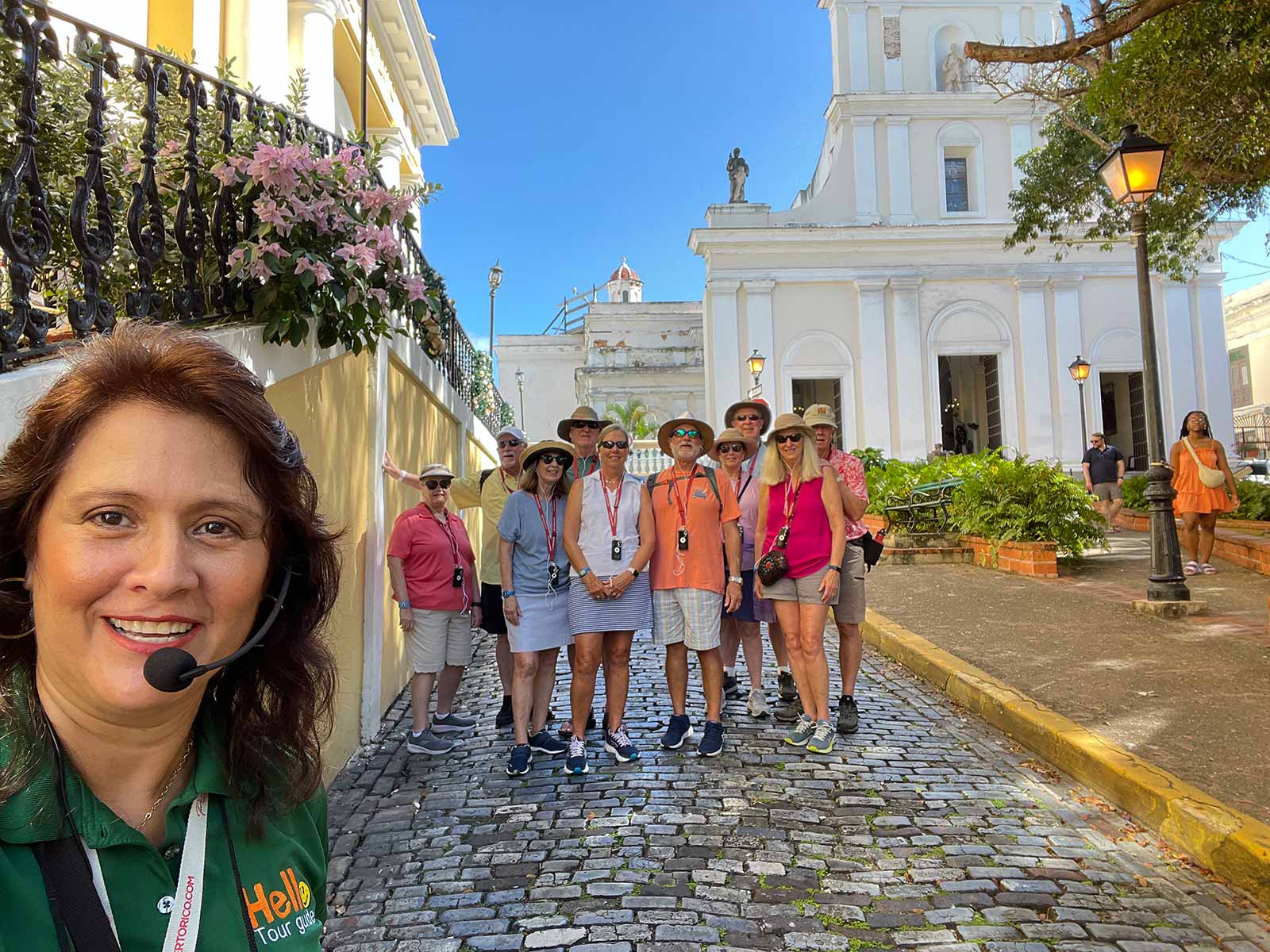 Licensed Puerto Rico tour guide helping travelers explore historical sites